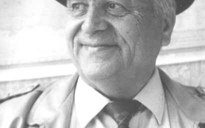 Нам дороги эти позабыть нельзя