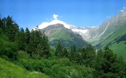 О Кавминводах и Кисловодске в интервью с председателем комитета Думы СК по экономическому развитию, торговле, инвестициям и собственности Тимофеем Богдановым.