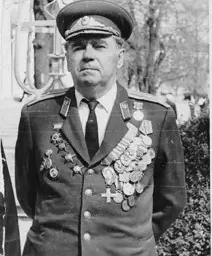 МЕСТО СЛУЖБЫ — ОТ КАМЧАТКИ ДО БЕРЛИНА