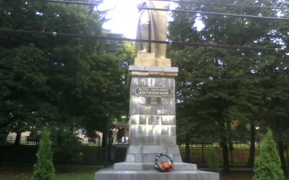 НЕ УГРОЖАЮТ ЛИ ЖИЗНИ ЛЮДЕЙ ТАКИЕ ПРОВОДА?