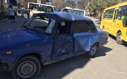 СЕМЕРКА СТОЛКНУЛАСЬ АВТОБУСОМ