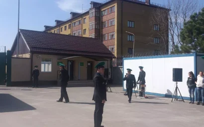 ЦЕНТУРОВЦЫ В ГОСТЯХ У ПОГРАНИЧНОГО ИНСТИТУТА