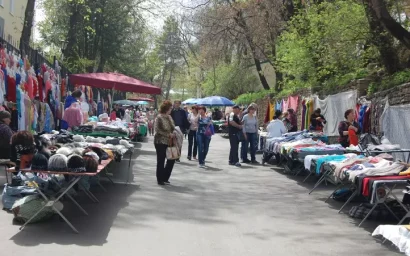 РЫНОК «БЕЗ ОПРЕДЕЛЕННОГО МЕСТА ЖИТЕЛЬСТВА»