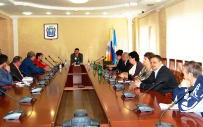 РАЗГОВОР С ЖУРНАЛИСТАМИ