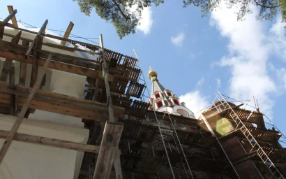 Освящен нижний предел храма Святого Великомученика Пантелеимона