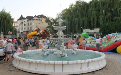 ДЕТСКИЙ ГОРОДОК НА БУЛЬВАРЕ