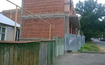 А ДАЛЬШЕ ТОПАЙТЕ ПО ПРОЕЗЖЕЙ ЧАСТИ