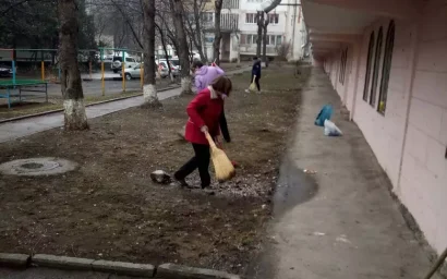 КИСЛОВОДЧАНЕ ПРИСТУПИЛИ К ГЕНЕРАЛЬНОЙ УБОРКЕ ГОРОДА