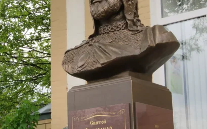 В КИСЛОВОДСКЕ ОТКРЫТ ПАМЯТНИК АЛЕКСАНДРУ НЕВСКОМУ 