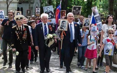 ЕВРОПА ЧТИТ ПАМЯТЬ СОВЕТСКИХ ГЕРОЕВ