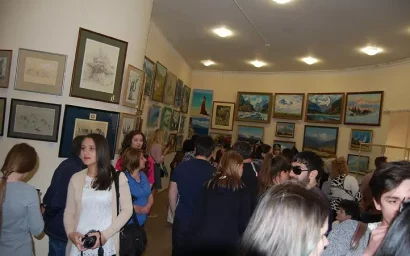 В СТАРОЙ КРЕПОСТИ РАСЦВЕЛ АРТ-МАЙ