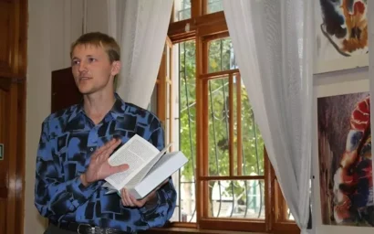 «ЖЕМЧУЖИНА КАВКАЗА» МЕЖДУ БЕЛЫМИ И КРАСНЫМИ