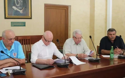 КЛЮЧЕВЫЕ НАПРАВЛЕНИЯ РАЗВИТИЯ ГОРОДА ОБСУДИЛИ СООБЩА