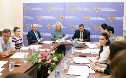 КОРОТКОЙ СТРОКОЙ