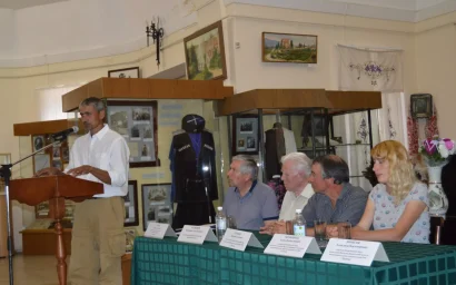 ДЕТЕКТИВЫ УШЕДШИХ ЭПОХ