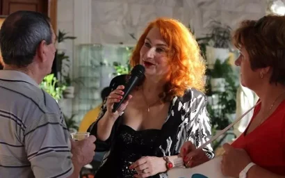 СТИХИ ЗВУЧАТ В НАРЗАННОЙ ГАЛЕРЕЕ