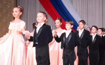 ЭТО ОСОБЕННАЯ ПРОФЕССИЯ — УЧИТЕЛЬ!