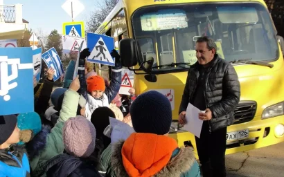 ЗАНЯТИЕ У ПЕШЕХОДНОГО ПЕРЕХОДА