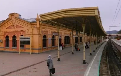 ДОПОЛНИТЕЛЬНЫЕ ПОЕЗДА НА НОВОГОДНИЕ ПРАЗДНИКИ