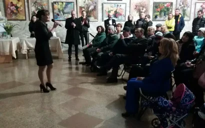 В НАРЗАННОЙ ГАЛЕРЕЕ СОСТОЯЛСЯ ФЛЭШМОБ «100 ГРАММ НАРЗАНА»