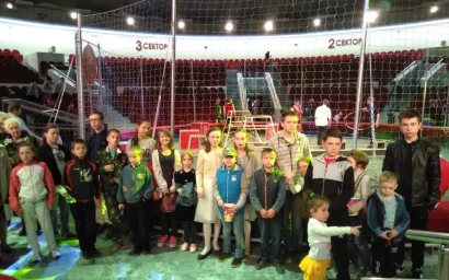 АФРИКАНСКИЕ БЕЛЫЕ ЛЬВЫ ПОРАДОВАЛИ ЮНЫХ КИСЛОВОДЧАН