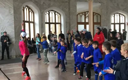 «БЫСТРЕЕ! ВЫШЕ! СИЛЬНЕЕ!». ДОЖДЬ ЗАРЯДКЕ В НАЦПАРКЕ — НЕ ПОМЕХА