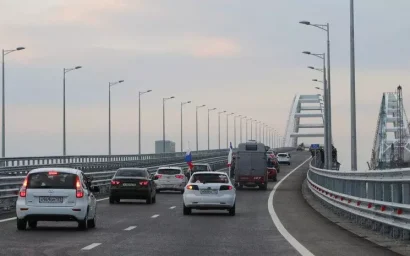 БУДЕТ ЛИ ПЛАТНЫМ ПРОЕЗД ПО КРЫМСКОМУ МОСТУ?