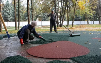 БЛАГОУСТРОЙСТВО СКВЕРА ПОБЕДЫ В РАЗГАРЕ