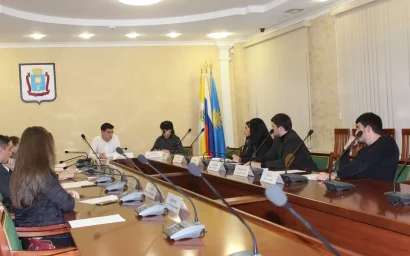 О СТАЖИРОВКЕ В ГОСДУМЕ, РАБОТЕ «МОЛОДЕЖКИ ОНФ» И ПРОВЕДЕНИИ ГОРОДСКИХ АКЦИЙ