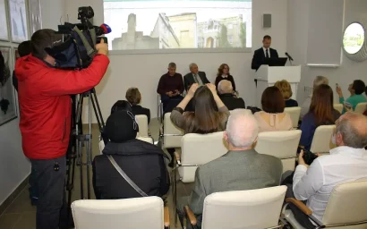 ПУТЕШЕСТВИЕ СКВОЗЬ ТЫСЯЧЕЛЕТИЯ