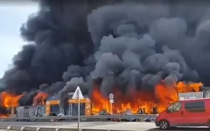 ПОЖАР НА «КАЗАЧЬЕМ РЫНКЕ» ПОТУШЕН