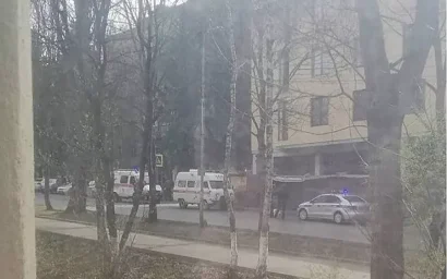 НА СТРОИТЕЛЬСТВЕ РАЗБИЛСЯ РАБОЧИЙ (18+)