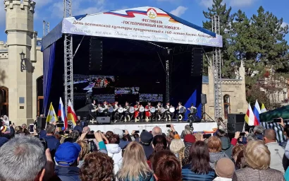 КОСТА ХЕТАГУРОВ: ВЕСЬ МИР – МОЙ ХРАМ