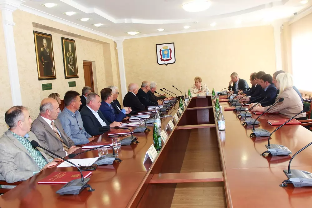 ЛЮБОВЬ ВОЛОШИНА: НОВЫЙ ГОД БУДЕТ ОТМЕЧЕН ДОБРЫМИ ДЕЛАМИ И ПЕРЕМЕНАМИ!(6+)