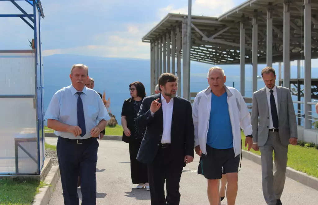 Замминистра спорта РФ Одес Байсултанов посетил спортивные объекты Кисловодска