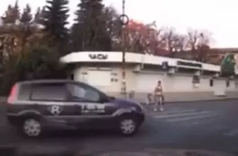 За рулем такси, едва не сбившего на переходе маму с ребенком, оказался пенсионер с 50-летним водительским стажем
