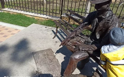 У архитектора Эммануила Ходжаева украли трость