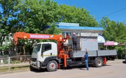 Хозяину незаконно установленного павильона «Обувь» пришлось его демонтировать