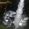 При столкновении иномарки с фонарным столбом в Кисловодске пострадали двое
