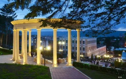 Геннадий Гузенко. «Вечерние мечты в парке»