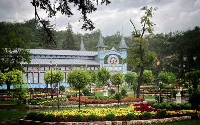 Валерий ШИЛОВ. Дождь в Пятигорске