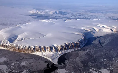 Обозреватель «Новой газеты» — о гибели главы МЧС и сегодняшнем покорении Арктики