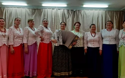 Выступают казачки удалые!