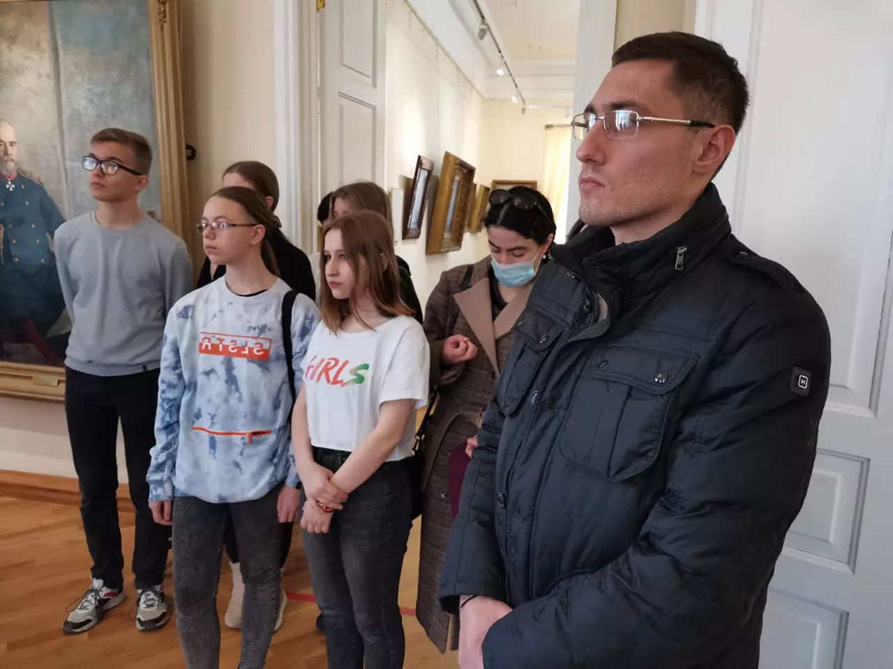 В музее Ярошенко открылась выставка "Женские образы"