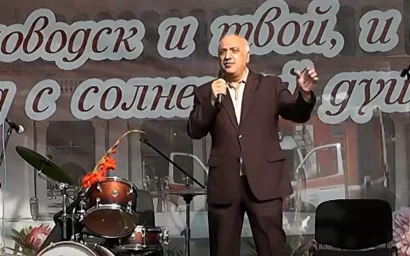 Новой песней поздравил земляков с майскими праздниками Владимир Григорян