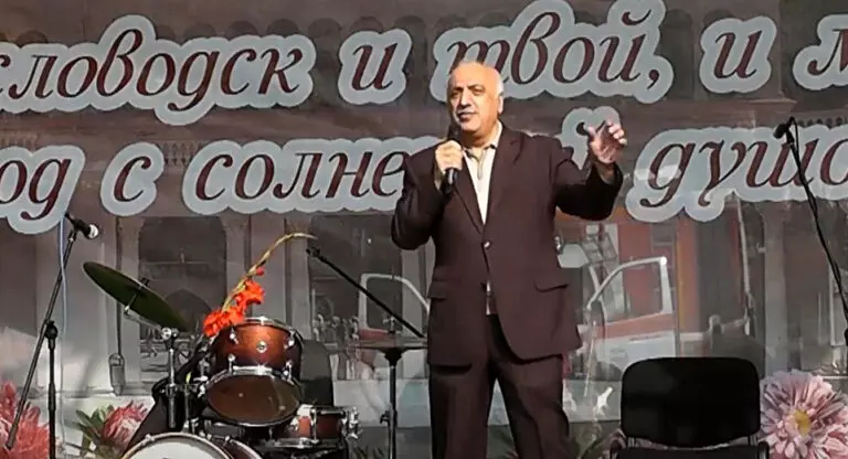 Новой песней поздравил земляков с майскими праздниками Владимир Григорян