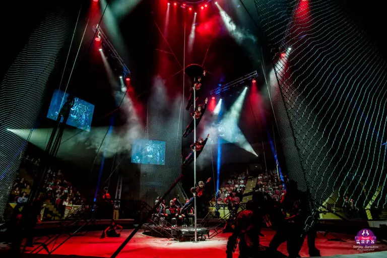 Гия Эрадзе впервые представит в Кисловодском цирке новое грандиозное шоу "ПЕСЧАНАЯ СКАЗКА"