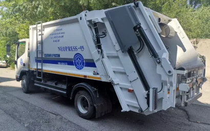 Новый отечественный мусоровоз, приспособленный для раздельно собранных отходов, протестировали на кисловодских дорогах