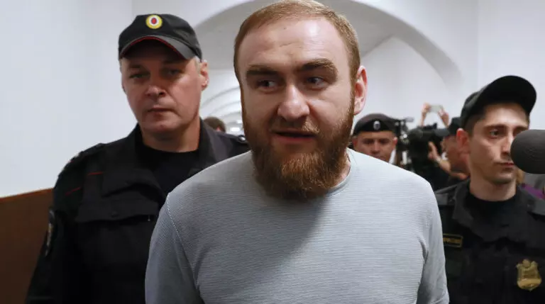 Бывший сенатор КЧР Рауф Арашуков приговорен к пожизненному сроку за убийство