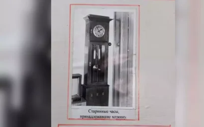 Старинные часы еще идут?